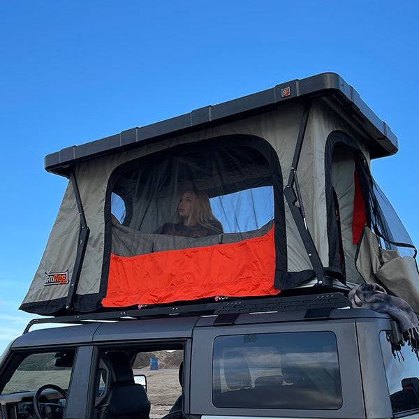 BadAss Recon with a girl sitting inside