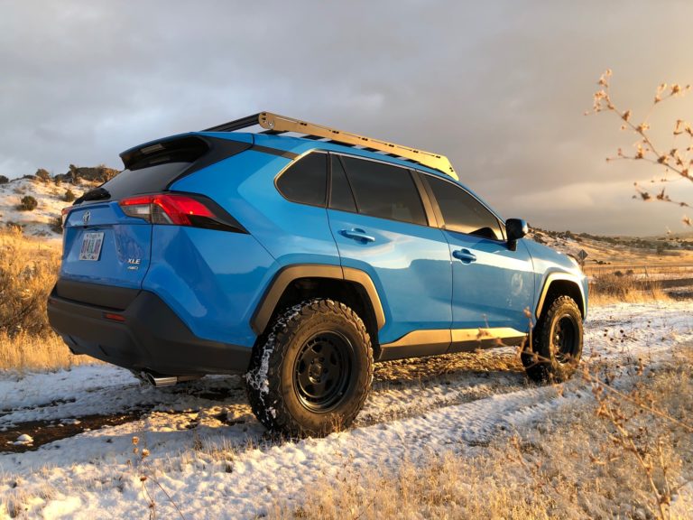 Prinsu roof rack on a blue rav4