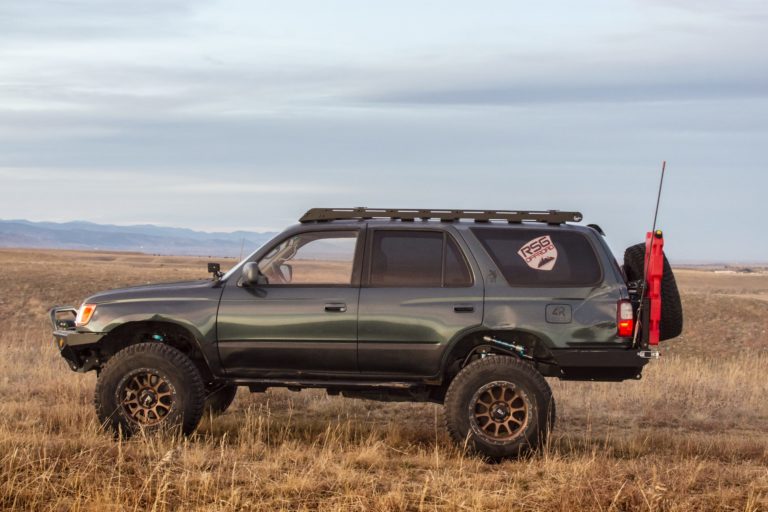 Prinsu 3rd Gen 4runner Roof Rack on a Black 4runner