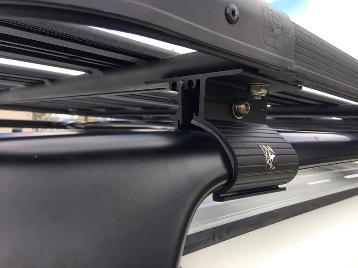 Cargo carrying rack