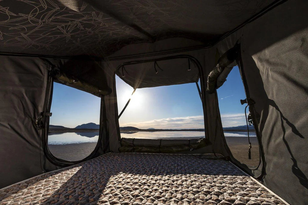 Hard shell rooftop camping tent