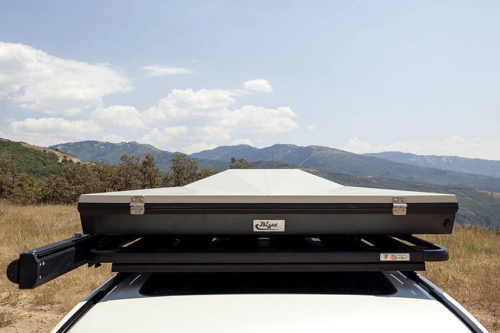 Blade roof top tent system