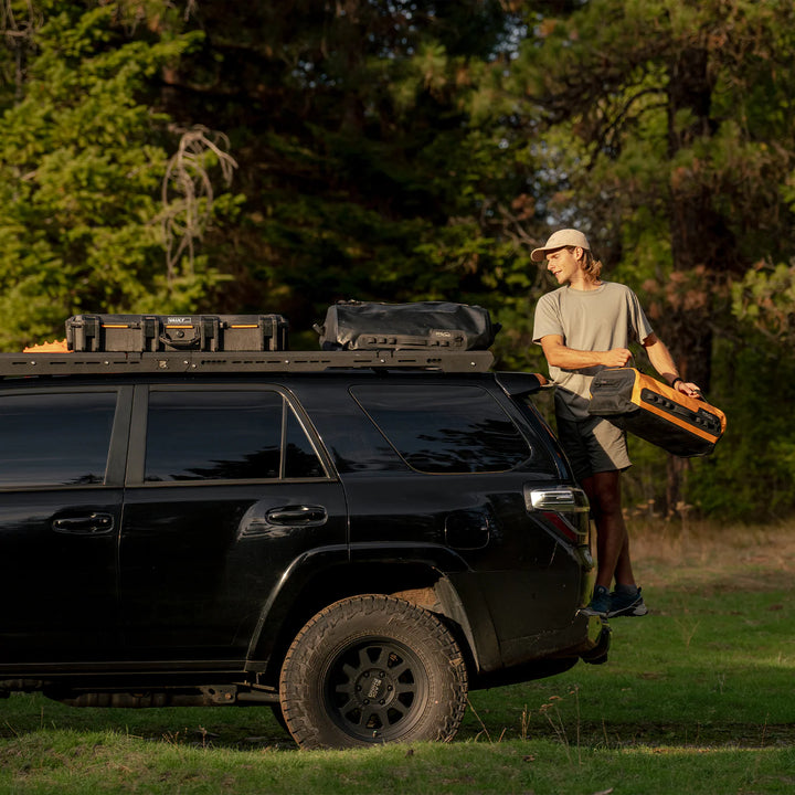 Rugged roof rack for Tacoma