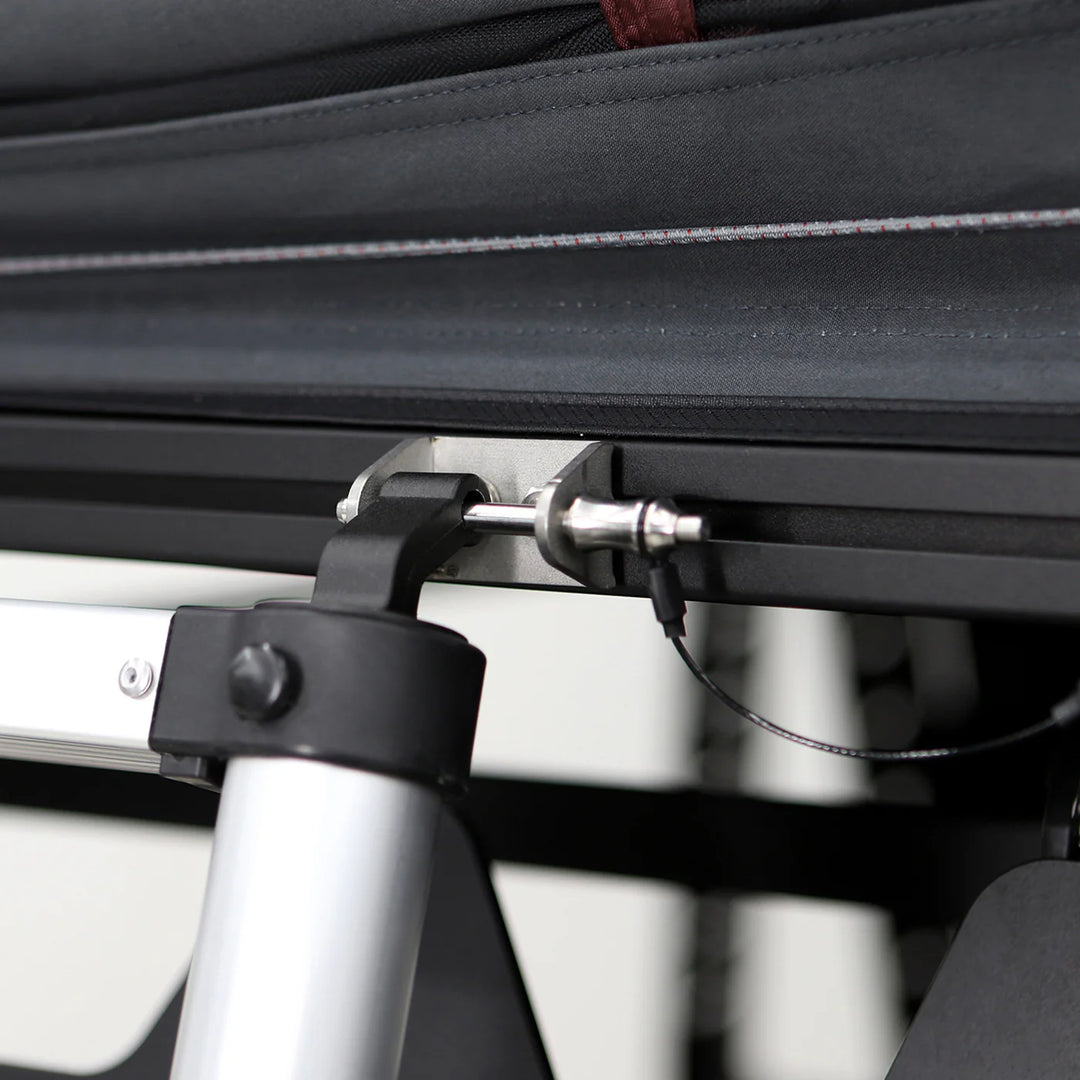 iKamper BDV Duo roof top tent side view installation