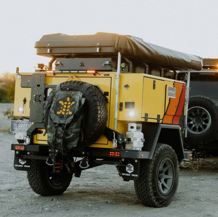 KC HiLiTES rear pod light