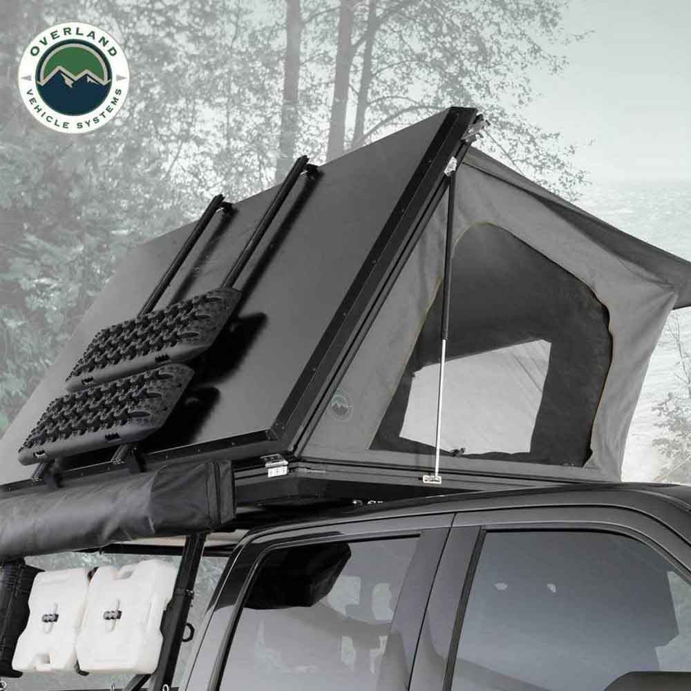 Sidewinder roof tent with mattress