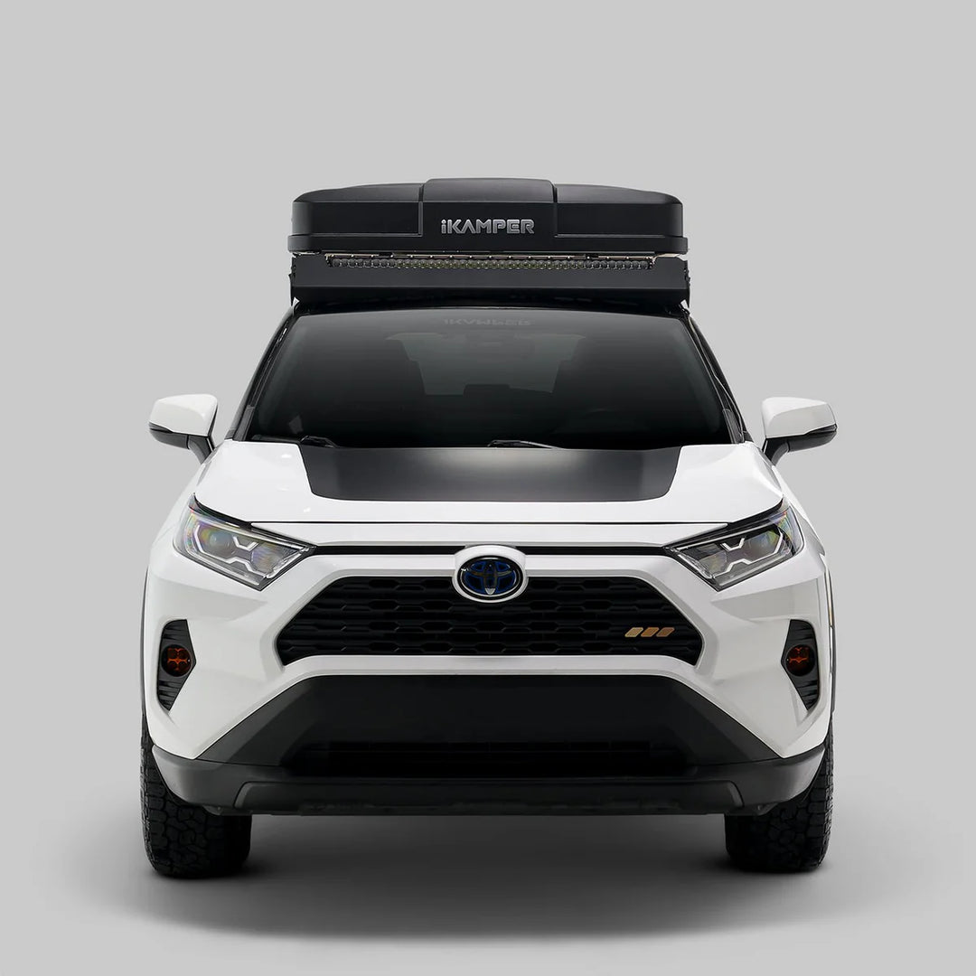 Rooftop tent for three season camping