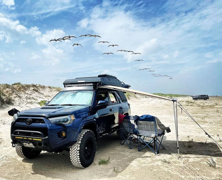 Lightweight aluminum rooftop tent