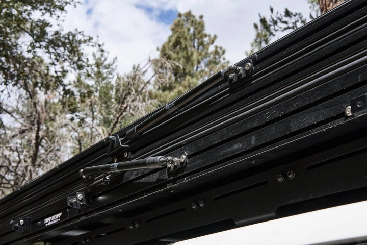 Waterproof aluminum roof tent