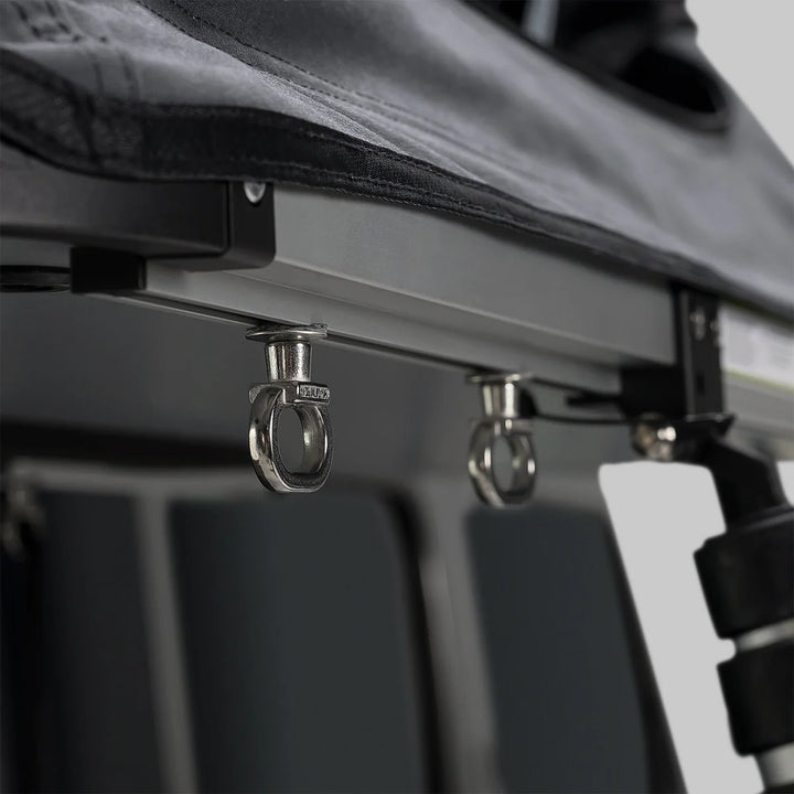 Rooftop tent with annex compatibility