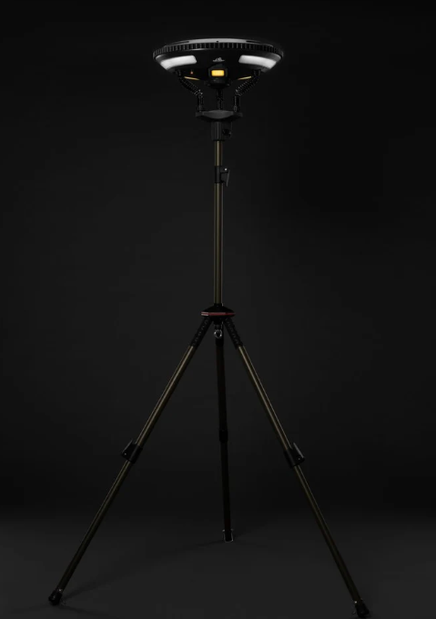 Freestanding Halo Solar Light with 360-degree beam