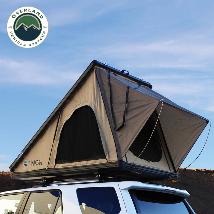 Side view of rooftop tent setup