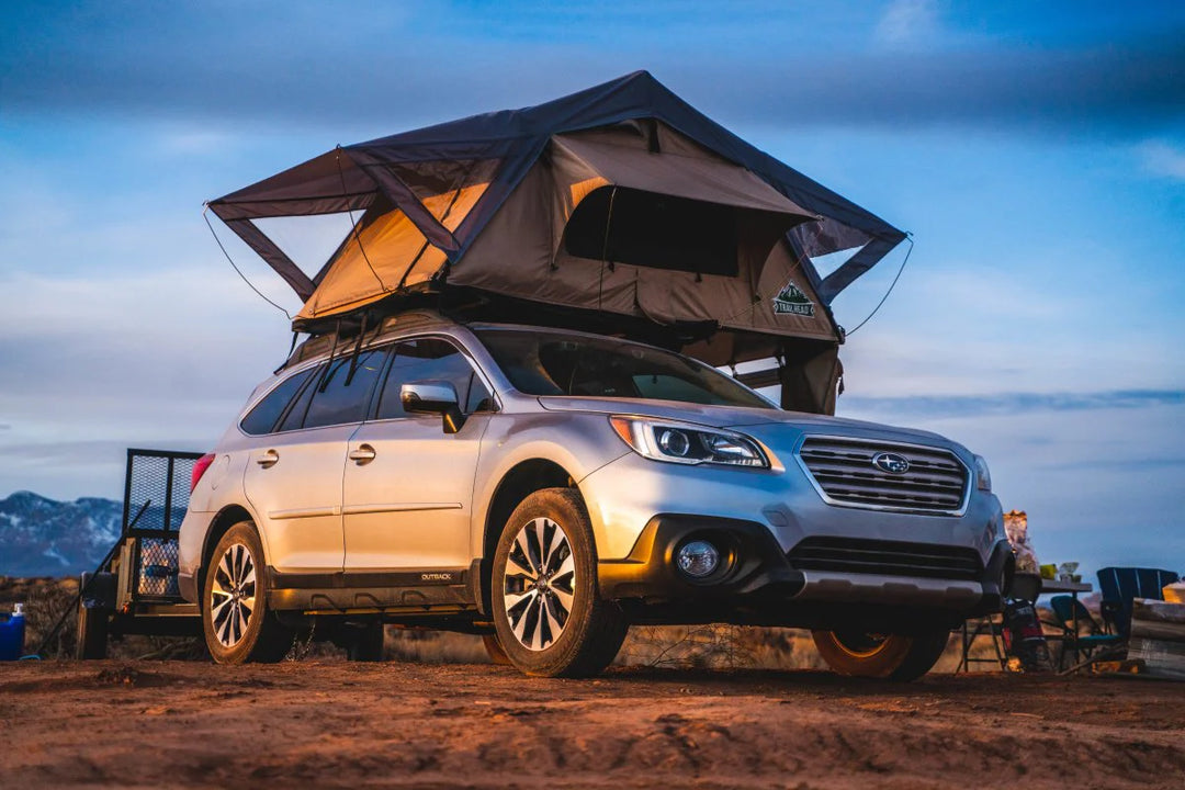 Compact overland roof tent
