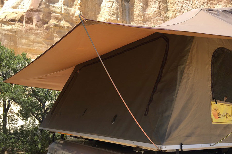 Globe Tracker trailer roof tent
