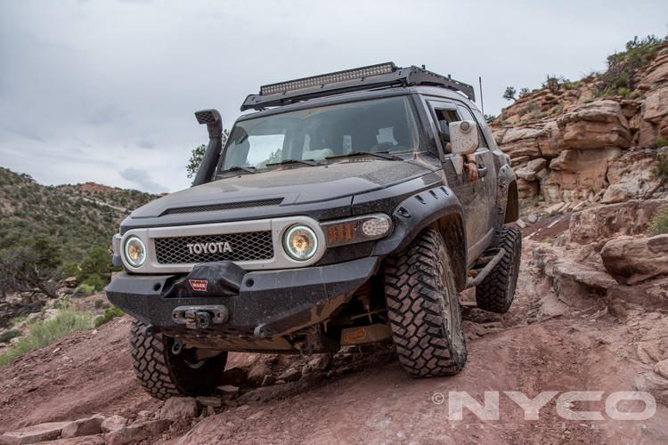 Adventure-ready Toyota FJ Cruiser rack