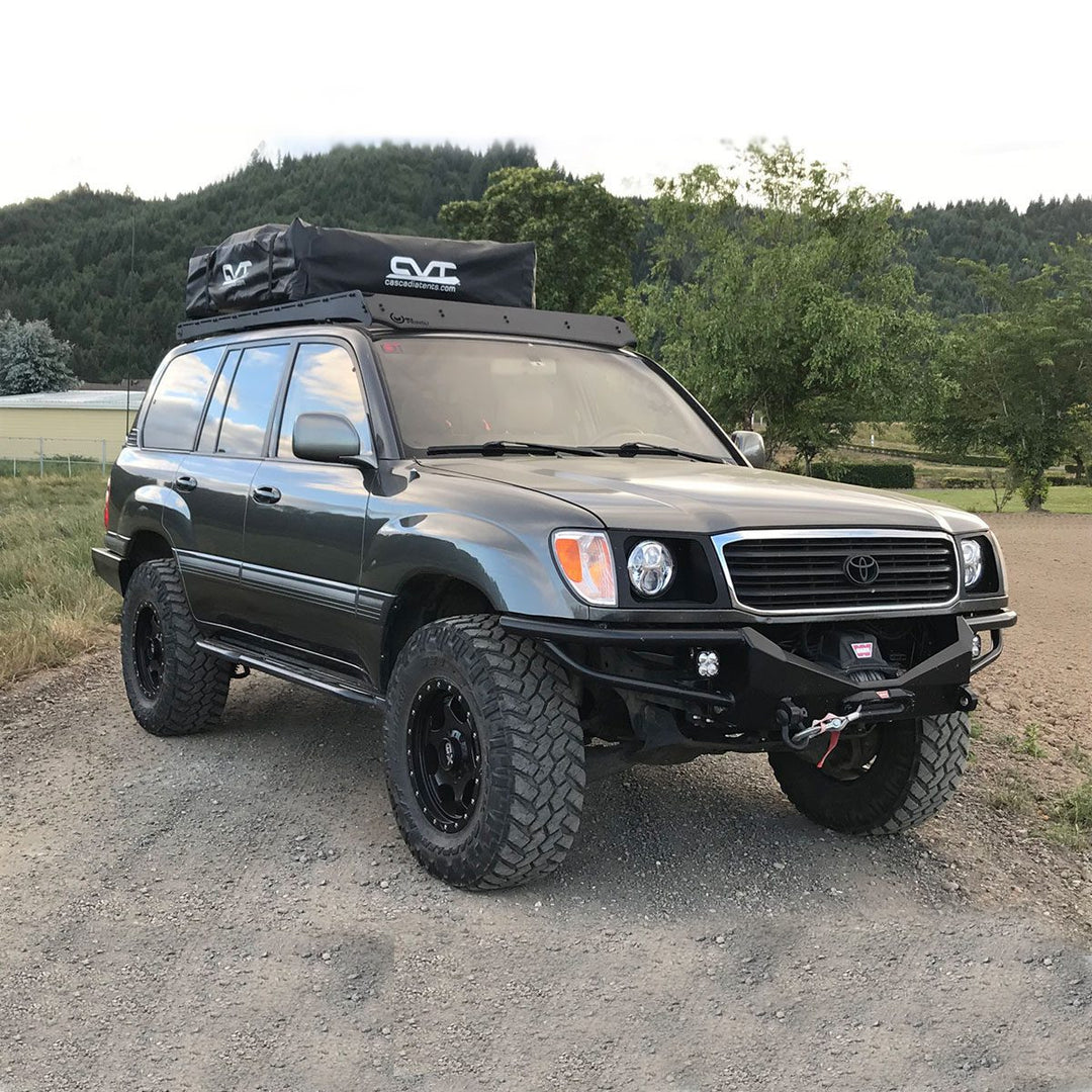 Adventure-ready Land Cruiser 100 rack