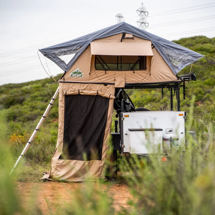 Trailhead car roof tent