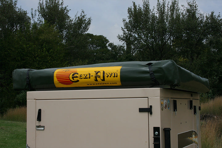 Hard shell trailer rooftop tent
