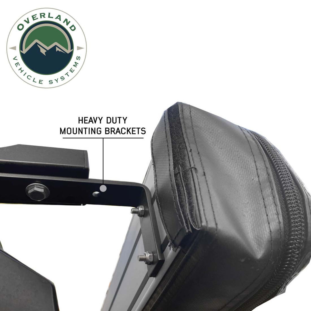Car‑mounted shower room