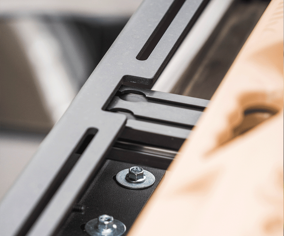 GX460 roof rack with crossbars installed