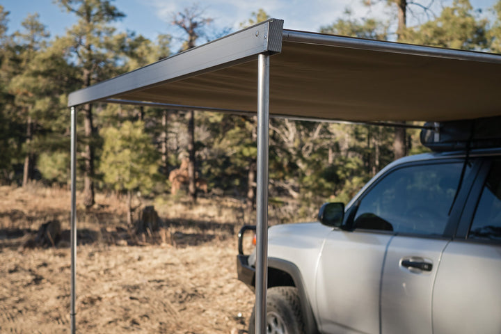 Twist lock awning legs