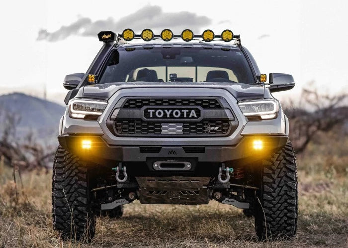 ToyotaTacoma_2016_Hi-LiteOverlandFrontBumper-NoBullBar