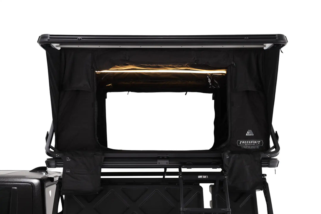 Freespirit Evolution V3 XL rooftop tent