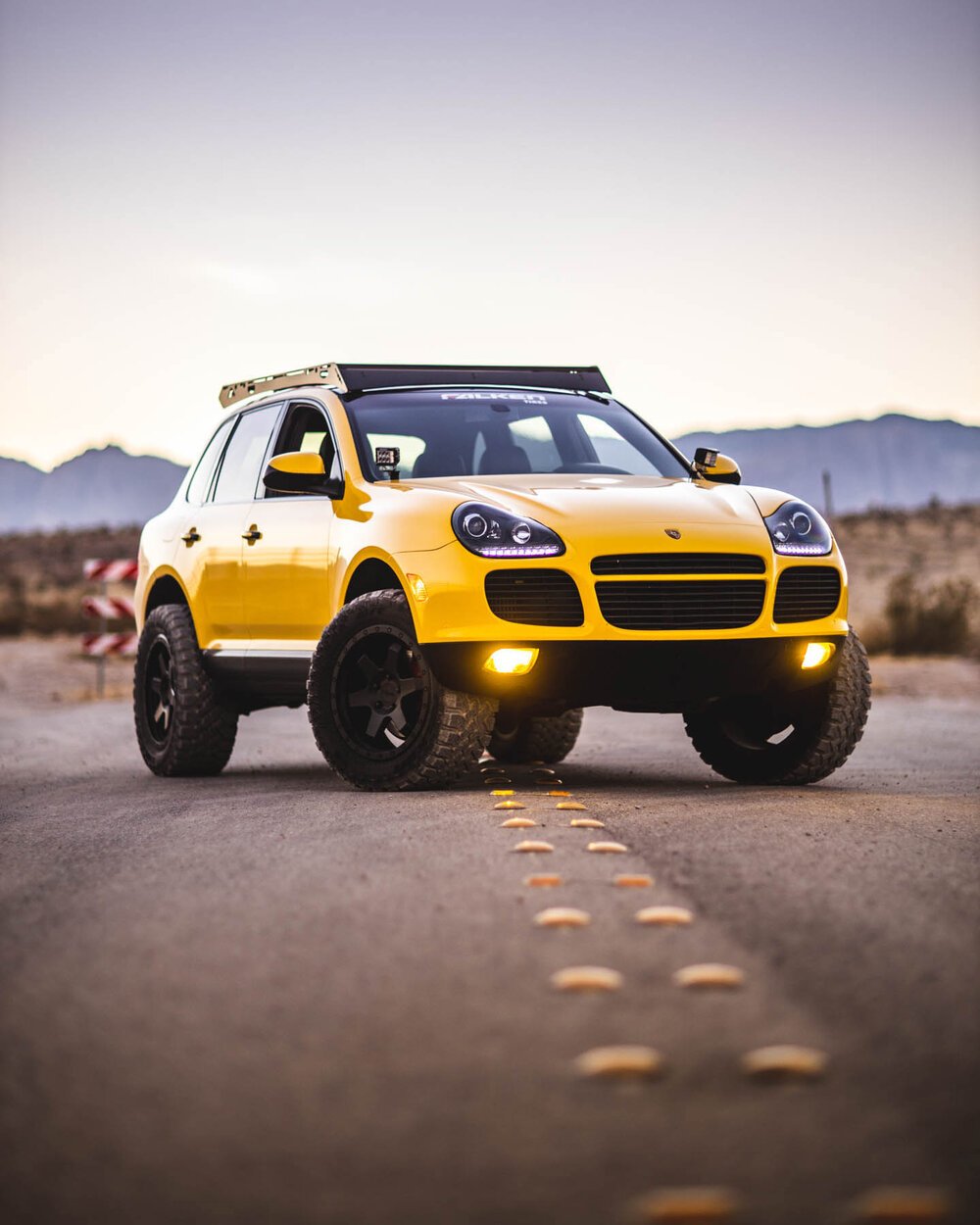 Porsche cayenne cheap with roof rack